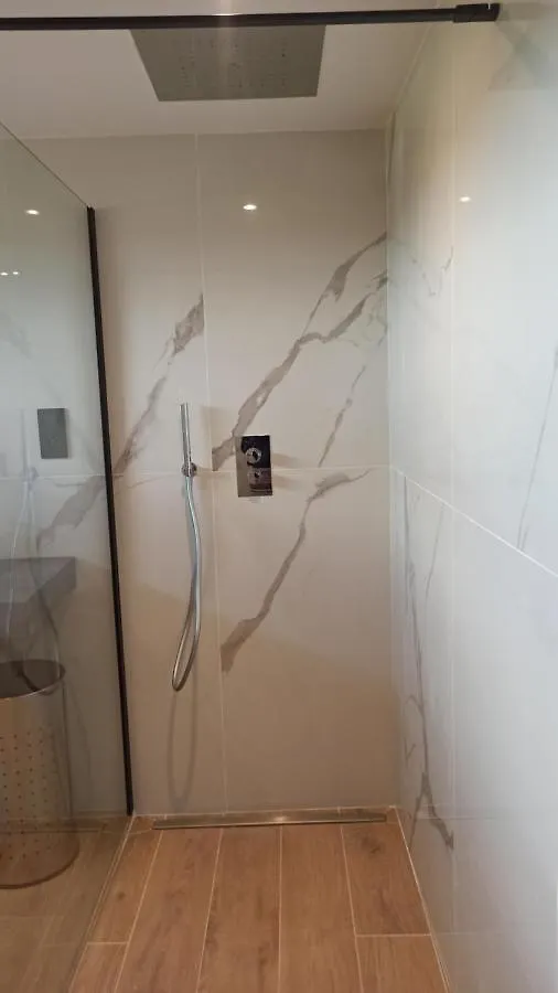 Chambre Dans Villa Proche Rennes - Cuisine, Entree Independante Laille